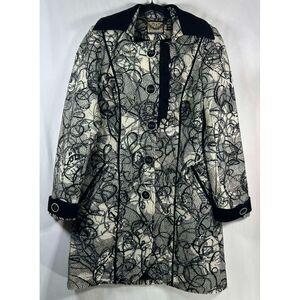 Wraps by Canvasbacks Elegant Lace Print Coat‎ Black White Button-Front Size 4